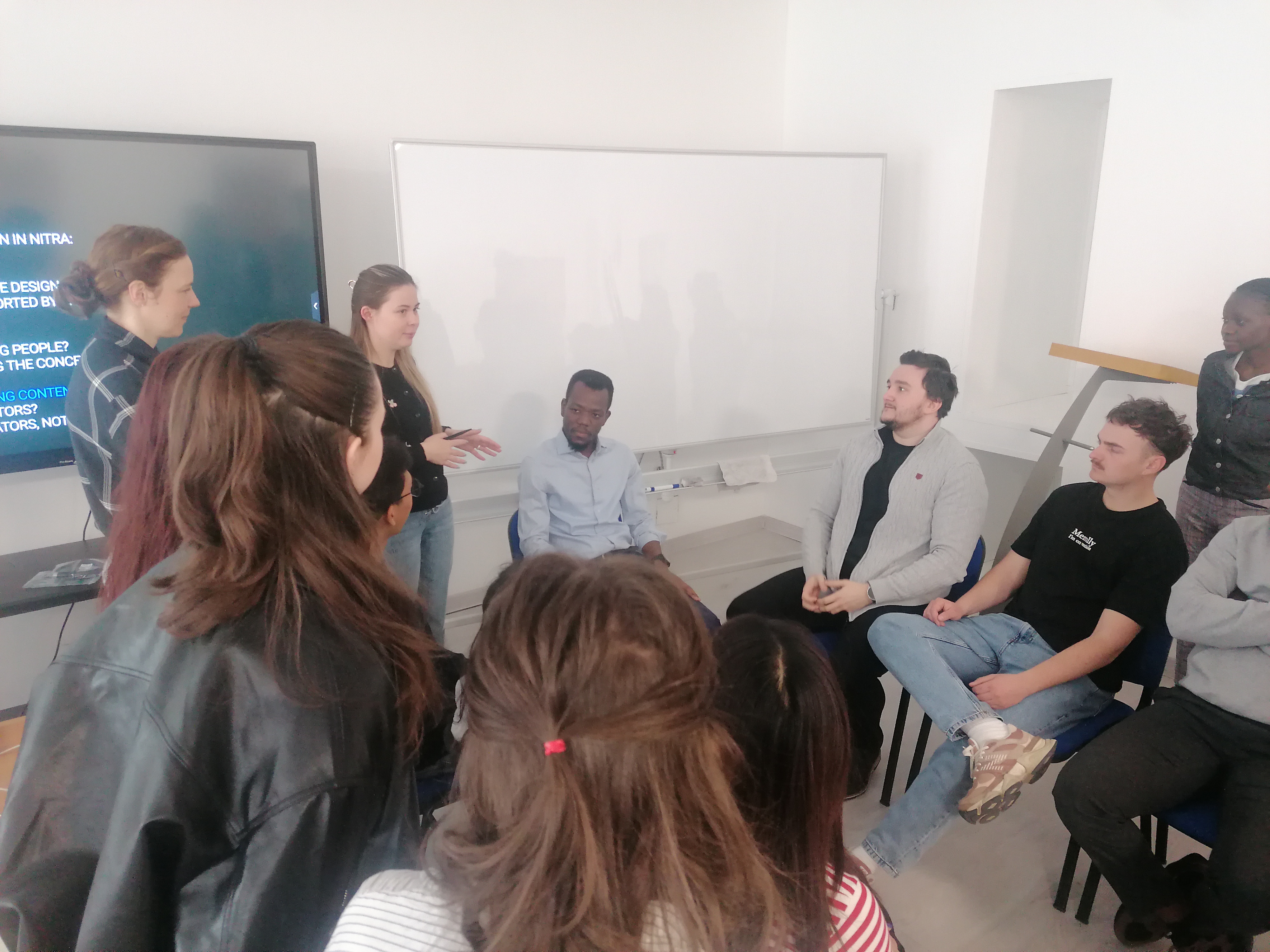 Modern Local Governance in Practice: Students Experience Leadership and Citizen Engagement